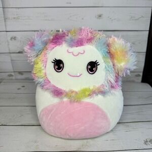 Squishmallow Zaylee Bigfoot Yeti White Pink Belly Rainbow 8"‎ Stuffed Plush
